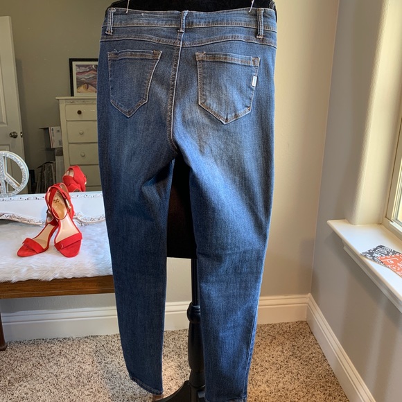 1822 Denim Jeans Slight Distressing Skinny Size 4 - Picture 8 of 9